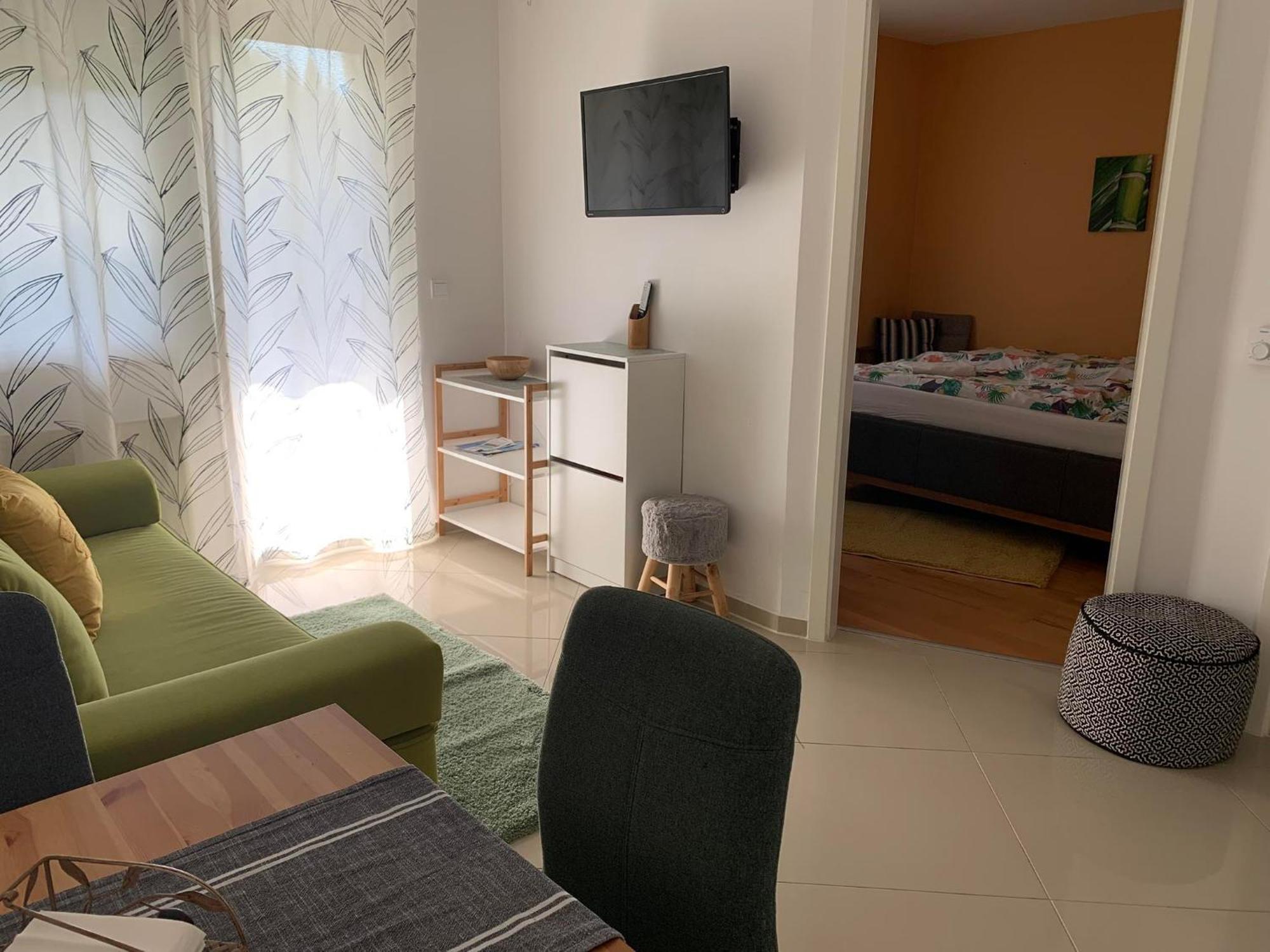 Bamboo Wellness Apartment Siofok Bagian luar foto